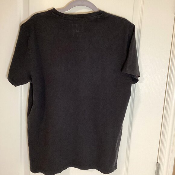 Wrangler Men's Women's Black T-Shirt With Circle Design Short Sleeves Crew Neck - Picture 4 of 6